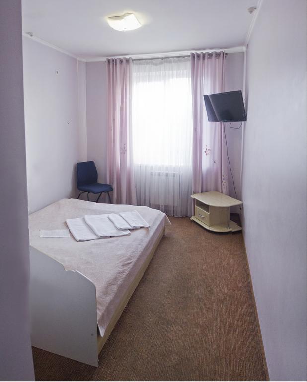 Motel Ivano-Frankivsk Quarto foto